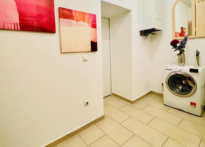 Cozy&stylish Near Augarten Park Apartment